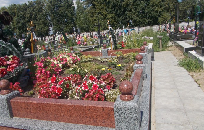 Обустройство мемориала