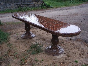 Изделия из гранита