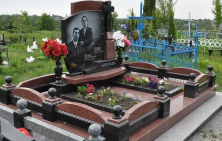Изготовление портретов на гранитных памятниках